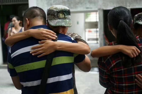 父母的转机：肇庆端州区封闭式管教基地助力问题少年的蜕变