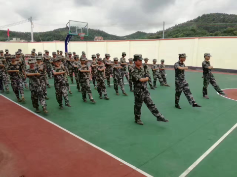 5 有效策略助您应对孩子叛逆期